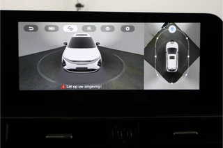Omoda 5 EV Premium 61 kWh *DEMO* - Stoel/Stuurwiel verwarming - Schuif/Kanteldak - Navigatie - Adaptief Cruise Conrole - WLTP 402 KM - 7 Jaar fabrieksgarantie / 64
