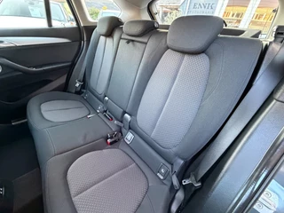 BMW X1 SDrive18i Executive Edition / ACC / Head-Up / Led / Trekhaak / Rijklaar !. / 41