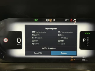 Volvo XC60 2.0 T8 Plug-in hybrid AWD Ultra Dark / 21