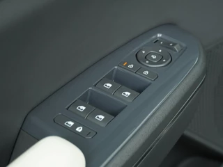 Kia EV5 GT-Line Business Edition 81.4 kWh Demo - Schuif-/Kanteldak - Stoel-/Stuurverwarming - 1200KG Trekgewicht - Apple Carplay/Android Auto - Achteruitrijcamera - - Fabrieksgarantie t/m 02-2033 / 21