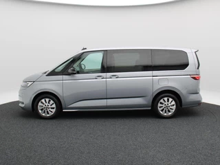Volkswagen Multivan 1.4 eHybrid L2H1 Style 7-Persoons | Panorama dak | Stoelverwarming | Adaptive Cruise | Trekhaak | Camera | CarPlay | Climatronic | 17 Inch | 21.560 Km !! / 12