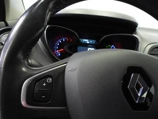 Renault Captur 1.2 TCe Aut. Intens NAVI/CLIMA/LED/TREKH./17"LMV! / 15