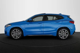 BMW X2 xDrive25e M Sport Panoramadak Head-Up HiFi Keyless Memory / 34