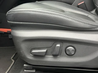 Hyundai Kona EV Premium 64 kWh SOH 90,1% Warmtepomp | Leer | Head-Up | Elektr. Stoelen | Adaptive Cruise / 8