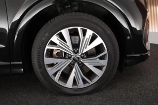 Audi Q4 Sportback e-tron 40 S edition 77 kWh SOH 93% Trekhaak Camera HUD Sonos Panoramadak Stoelverwarming Navigatie S-Line / 58