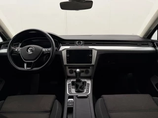 Volkswagen Passat Variant 1.5 TSI Comfortline | Automaat | Adaptive Cruise | Stoelverwarming | CarPlay | Camera | Trekhaak / 12