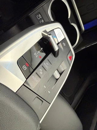 BMW X1 xDrive30e  Harman/Kardon Mem. stoelen Widescreen / 18