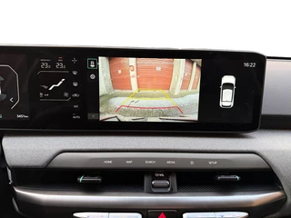 Kia EV4 Plus Advanced 58.3 kWh 204 PK | Metallic lak | Fabrieksgarantie t/m 17-11-2032 +3x 1 jaar* | NAP / 18