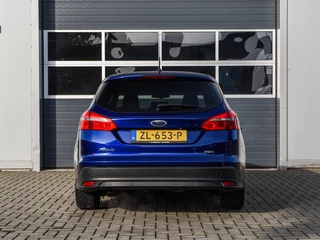 Ford Focus Wagon 1.0 Titanium Edition Xenon | Keyless | Navi | Camera | Stoel+stuurverwarming | Cruise control | PDC v+a / 25