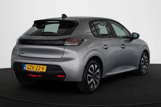 Peugeot 208 1.2 PureTech 75 Style / 4