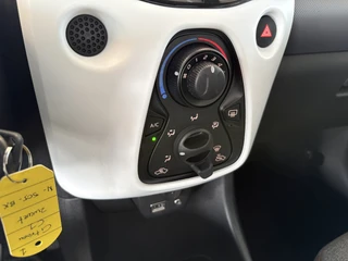 Citroën C1 1.0 VTi Millenium 5-drs. CARPLAY/DAB/AIRCO/LIMITER / 32