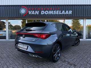 SEAT Leon 1.4 TSI eHybrid PHEV FR 204PK Trekhaak Camera Carplay ACC / 4