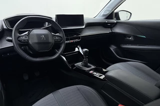 Peugeot 208 1.2T Allure Pack 100pk | Navigatie | Adaptive Cruise Control | Stoelverwarming | Climate Control | Achteruitrijcamera | LED koplampen | 3D Cockpit | 16'' Lichtmetalen velgen | Apple Carplay & Android Auto / 4