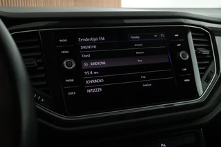 Volkswagen T-Roc 1.5 TSI 150pk DSG Sport Trekhaak Virtual cockpit Adaptive cruise Stoelverwaming PDC / 26