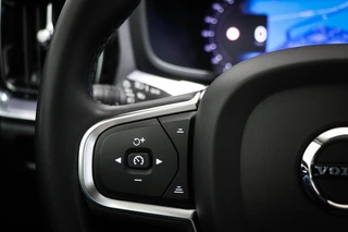 Volvo V60 2.0 B3 Essential | PARK ASSIST PACK | CLIMA | DAB | APPLE | CAMERA / 30
