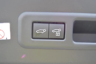 Lexus LBX 1.5 Cool 2WD ELEK-STOEL STOELVERWARMING KEYLESS ELEK-KOFFERKLEP BLIND-SPOT / 37