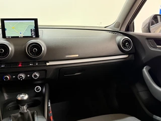 Audi A3 Sportback 30 TFSI Pro Line | Nanograu | MMI+ | 18inch | LED Xenon+ | Clima | / 31