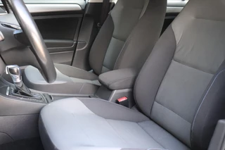 Volkswagen e-Golf 116 PK | SOH 83,6% | NAVI | STOELVERWARMING | / 8