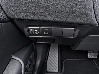 Toyota Corolla Cross Hybrid 140 Dynamic Clima Camera Velgen Full Led / 18