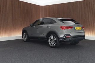 Audi Q3 Sportback 45 TFSIe 245pk S Edition S-Line LED Camera Keyless Navigatie Stoelverwarming / 8