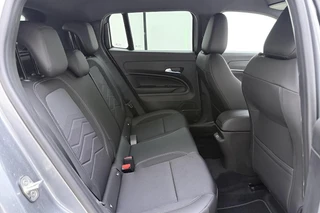 Jeep Avenger Summit 54 kWh | Camera | Apple carplay/Android auto | Voorruitverwarming | Climate control / 14