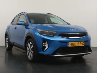 Kia Stonic 1.0 T-GDi MHEV DynamicPlusLine  - Apple Carplay/Android Auto - Cruise Control - Climate Control - Navigatie - Stuur/Stoel Verwarming - 7 Jaar of 150.000km Fabrieksgarantie / 12