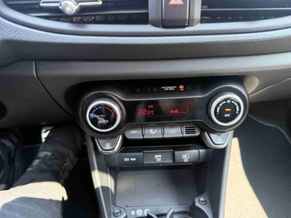 KIA Picanto 1.0 DPi 63pk 4-zits GT-Line | Schuif-/Kanteldak | Stoel- Stuurwielverwarming / 15