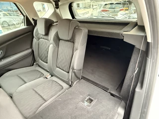 Renault Scénic 1.3 TCe Limited  | Keyless | Navi | Apple / Android | DAB + | PDC v+a | Cruise / 80