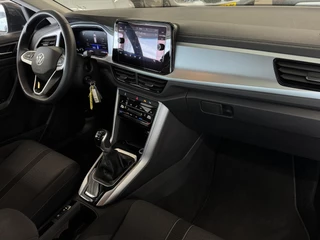 Volkswagen T-Roc 1.0 TSI Life  | Clima | Carplay | PDC voor + achter | LM velgen | ( Vestiging - Nieuwegein ) / 11