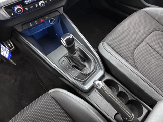 Audi A1 Sportback 35 TFSI S Edition | Camera | CarPlay | Cruise Control | Stoelverw. | / 16