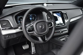 Volvo XC90 2.0 T8 Recharge AWD R-Design  | Panorama | Bowers&Wilkins | Trekhaak | Luchtvering | 22'' Wielen | ACC | Head- Up | / 17