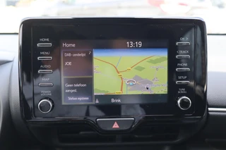 Toyota Yaris 1.5 HYBRID DYNAMIC LED LMV-16" APPLE/ANDROID KEYLESS NAVI ALL-SEASON DEALER ONDERHOUDEN / 26