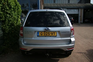 Subaru Forester 2.0 X Comfort / 6