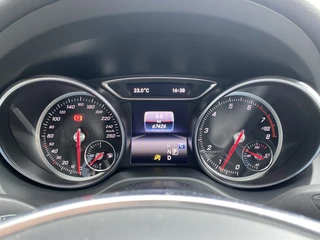 Mercedes-Benz CLA Shooting Brake 180 AMG Edition AUT. | 1e eigenaar | dealer onderh. | navigatie | a. carplay | alcantara interieur / 64