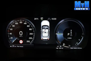 Volvo XC40 1.5 T5 PHEV R-Design|H/K|STUUR.STOELVW|CAM|SOH86% / 6