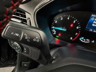 Ford Focus Wagon 1.0 EcoBoost Hybrid ST Line Business/ Nederlandse auto/ Eerste eigenaar/ Achteruitrijcamera/ Parkeersensoren / 19