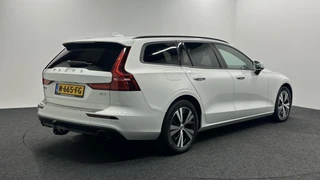 Volvo V60 2.0 B3 Momentum Advantage TREKHAAK CARPLAY NAVI ADAPTIEF CRUISE CAMERA. / 6
