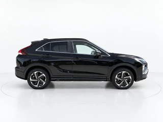 Mitsubishi Eclipse Cross 2.4 PHEV Prestige SOH 98,9% - PANO / 8
