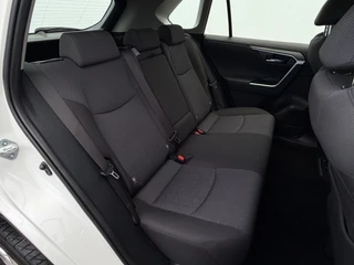 Toyota RAV4 2.0 VVT-iE Business Trekhaak (2000 kg) Adapt.Cruise Carplay Camera Voll.Dealer Onderhouden! / 18