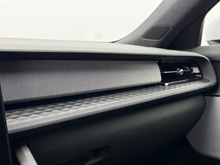 Polestar 2 Long Range Single Motor 78 kWh SOH 94,1% Elektr. Stoelen | Stoelverwarming | Camera / 24