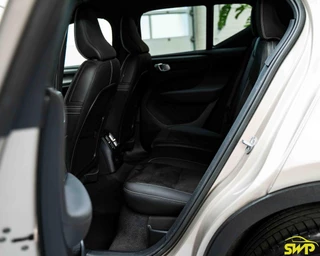 Volvo XC40 1.5 T4 Plug-in hybrid Plus Dark | Memory | Navi | Camera | Harman Kardon / 22