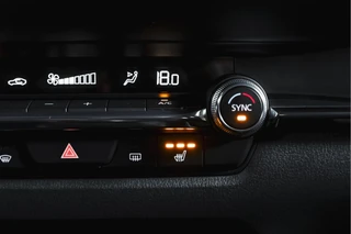Mazda CX-30 2.0 e-SkyActiv-X 186 PK M Hybrid Homura Orig. NL  | Adapt.Cruise | Stoelverw. | Camera | PDC | NAV+App.Connect | Auto.Airco | LM 18" | / 28