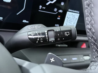 Kia Seltos 1.6 GDi Hybrid X-Line Launch Edition  - Stoel-/Stuurverwarming - Apple Carplay/Andoid Auto - Adaptieve Cruise Control - Fabrieksgarantie tot 2033 / 26