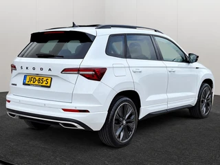 Skoda Karoq 1.5 TSI Sportline Business | Automaat | Schuif-kantel Dak | Sportpakket | Apple Carplay/Android Auto | Adaptive Cruise Control / 7