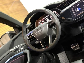 Audi Q8 Sportback e-tron 50 quattro S Edition 95 kWh | Pano | B&O| 22” | Massage | Adaptive Cruise | Matrix LED / 14