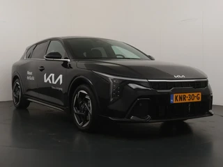 Kia K4 1.0 T-GDi MHEV GT-Line Launch Edition (pano) - Schuif/kantel dak - Stoel/stuurverwarming - AppleCarplay - Android Auto - 7 jaar of 150.000km fabrieksgarantie / 12