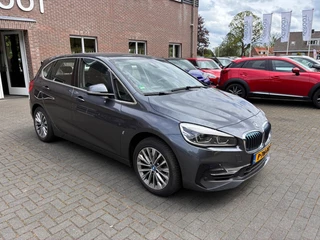 BMW 2 Serie 225XE High Executive ! TREKHAAK/LEER/CAMERA / 7