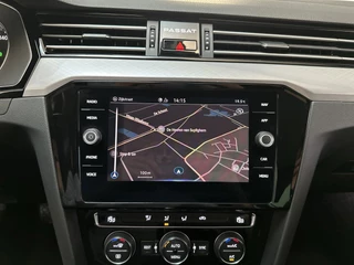 Volkswagen Passat Variant 1.5 TSI 150pk DSG Comfort Business Navigatie Parkeersensoren App-Connect / 9