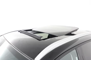Omoda 5 SHS SHS-H 1.6 T-GDi Premium  - Registratie voordeel! - Kantel/Schuifdak - Adaptieve Cruise control - Ventilatie Voorstoelen - Privacy Glass - Stoel/Stuurwiel Verwarming - 1000KM Rijbereik -  7 Jaar Fabrieksgarantie / 65