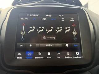 Jeep Renegade 150pk Limited Edition (Trekhaak - LED - 18"incl 4S - Automatische Airco - Stoel-/-stuurverwarming - Camera - Apple Carplay - Navigatie - Keyless Entry - Adaptieve Cruise Controle) / 23